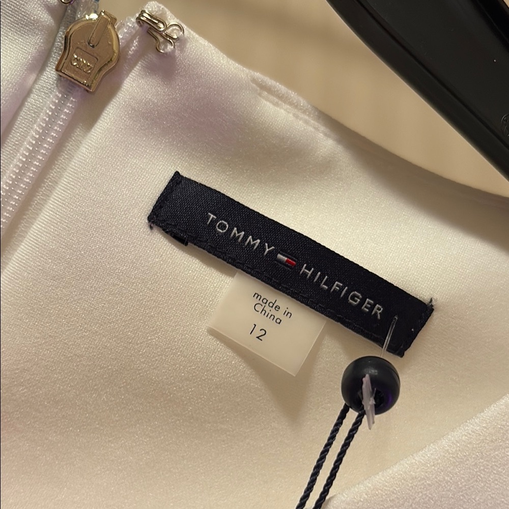 Tommy Hilfiger dress sz. 12 - Picture 5 of 5